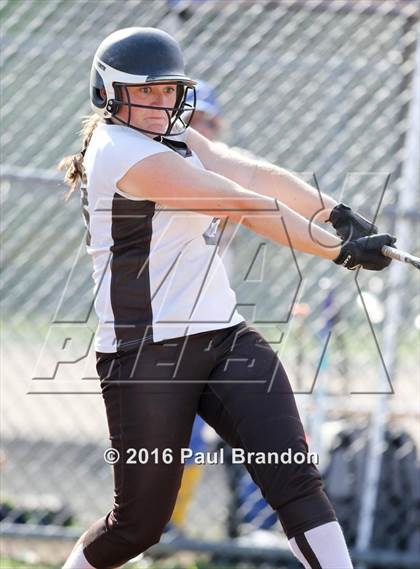 Thumbnail 3 in Seymour vs. Stonington (CIAC Class M Semifinal) photogallery.