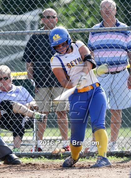 Thumbnail 2 in Seymour vs. Stonington (CIAC Class M Semifinal) photogallery.