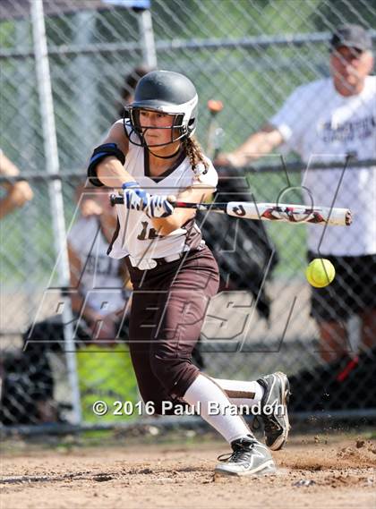 Thumbnail 2 in Seymour vs. Stonington (CIAC Class M Semifinal) photogallery.
