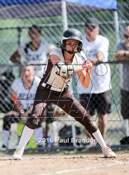 Thumbnail 3 in Seymour vs. Stonington (CIAC Class M Semifinal) photogallery.