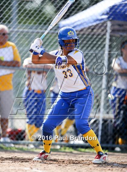 Thumbnail 1 in Seymour vs. Stonington (CIAC Class M Semifinal) photogallery.