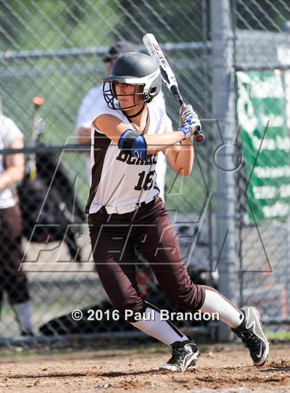 Thumbnail 2 in Seymour vs. Stonington (CIAC Class M Semifinal) photogallery.