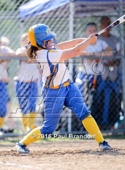 Thumbnail 1 in Seymour vs. Stonington (CIAC Class M Semifinal) photogallery.