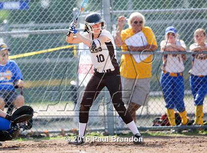 Thumbnail 1 in Seymour vs. Stonington (CIAC Class M Semifinal) photogallery.