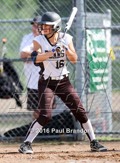 Thumbnail 1 in Seymour vs. Stonington (CIAC Class M Semifinal) photogallery.