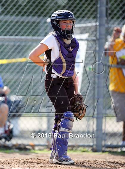 Thumbnail 3 in Seymour vs. Stonington (CIAC Class M Semifinal) photogallery.