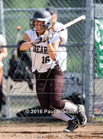 Thumbnail 2 in Seymour vs. Stonington (CIAC Class M Semifinal) photogallery.