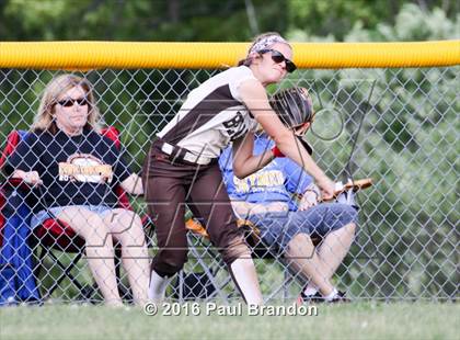 Thumbnail 1 in Seymour vs. Stonington (CIAC Class M Semifinal) photogallery.