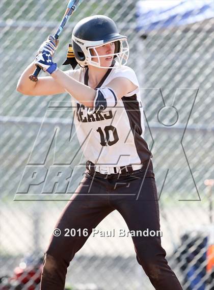 Thumbnail 1 in Seymour vs. Stonington (CIAC Class M Semifinal) photogallery.