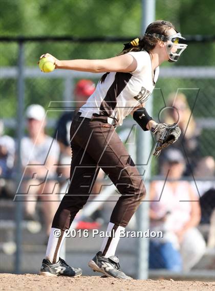 Thumbnail 2 in Seymour vs. Stonington (CIAC Class M Semifinal) photogallery.