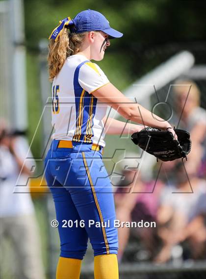 Thumbnail 3 in Seymour vs. Stonington (CIAC Class M Semifinal) photogallery.
