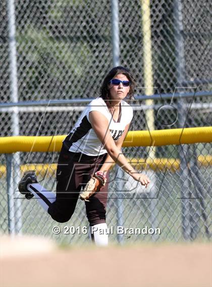 Thumbnail 2 in Seymour vs. Stonington (CIAC Class M Semifinal) photogallery.