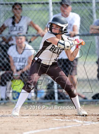 Thumbnail 3 in Seymour vs. Stonington (CIAC Class M Semifinal) photogallery.