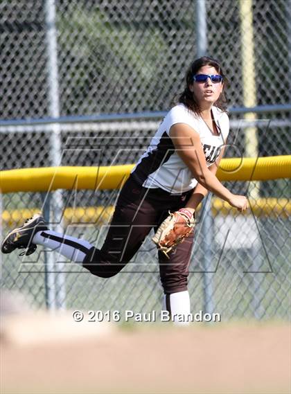 Thumbnail 3 in Seymour vs. Stonington (CIAC Class M Semifinal) photogallery.
