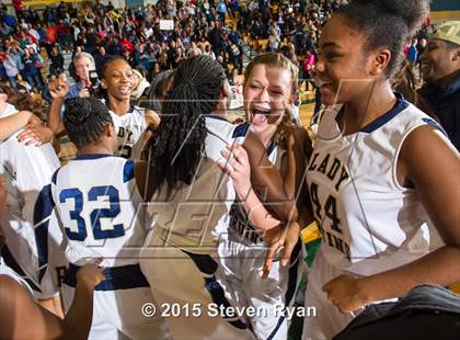 Thumbnail 3 in Massapequa vs Baldwin (Section 8 Class AA Final) photogallery.