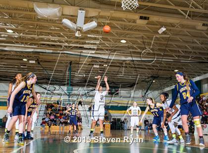 Thumbnail 3 in Massapequa vs Baldwin (Section 8 Class AA Final) photogallery.