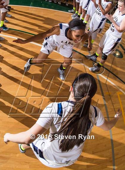 Thumbnail 3 in Massapequa vs Baldwin (Section 8 Class AA Final) photogallery.