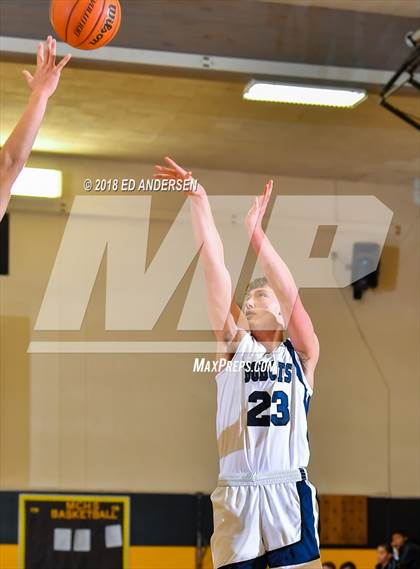 Thumbnail 3 in Yerington vs. White Pine (Serpent Classic) photogallery.