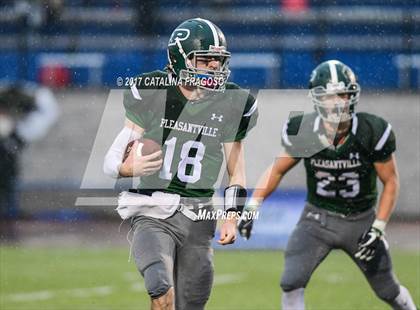 Thumbnail 1 in Glens Falls vs. Pleasantville (NYSPHSAA Class B Semifinals) photogallery.