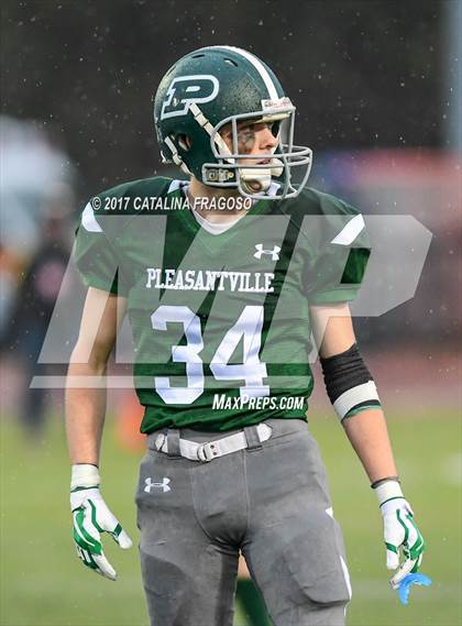 Thumbnail 2 in Glens Falls vs. Pleasantville (NYSPHSAA Class B Semifinals) photogallery.