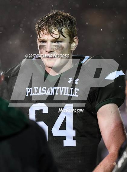 Thumbnail 1 in Glens Falls vs. Pleasantville (NYSPHSAA Class B Semifinals) photogallery.