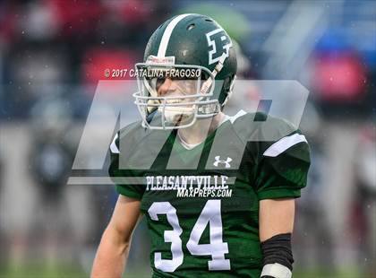 Thumbnail 3 in Glens Falls vs. Pleasantville (NYSPHSAA Class B Semifinals) photogallery.