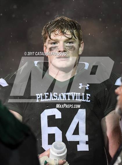 Thumbnail 3 in Glens Falls vs. Pleasantville (NYSPHSAA Class B Semifinals) photogallery.