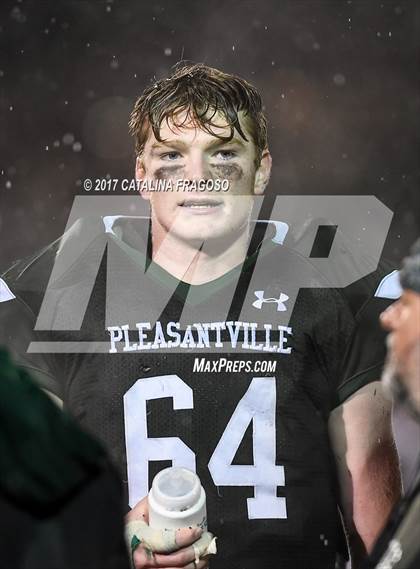 Thumbnail 2 in Glens Falls vs. Pleasantville (NYSPHSAA Class B Semifinals) photogallery.