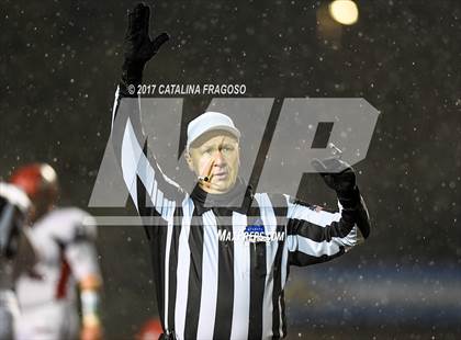 Thumbnail 1 in Glens Falls vs. Pleasantville (NYSPHSAA Class B Semifinals) photogallery.