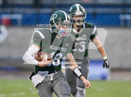 Thumbnail 3 in Glens Falls vs. Pleasantville (NYSPHSAA Class B Semifinals) photogallery.