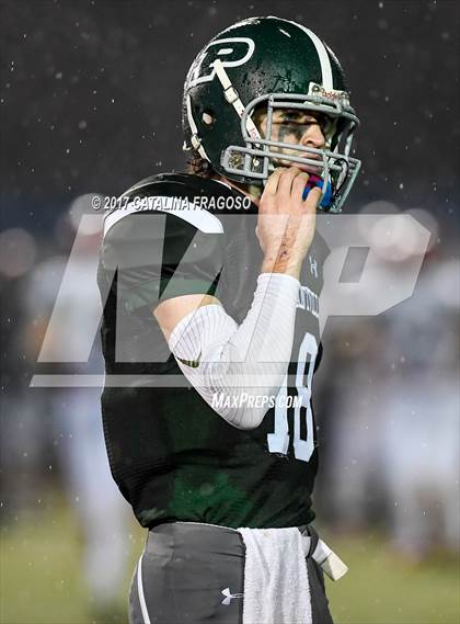 Thumbnail 3 in Glens Falls vs. Pleasantville (NYSPHSAA Class B Semifinals) photogallery.
