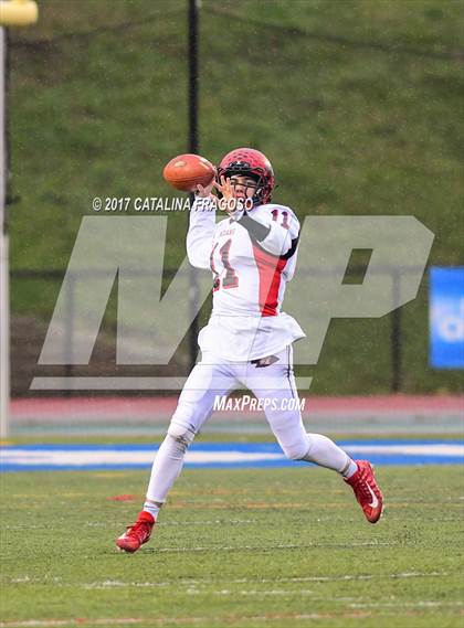 Thumbnail 2 in Glens Falls vs. Pleasantville (NYSPHSAA Class B Semifinals) photogallery.