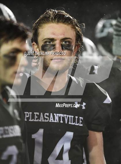 Thumbnail 3 in Glens Falls vs. Pleasantville (NYSPHSAA Class B Semifinals) photogallery.
