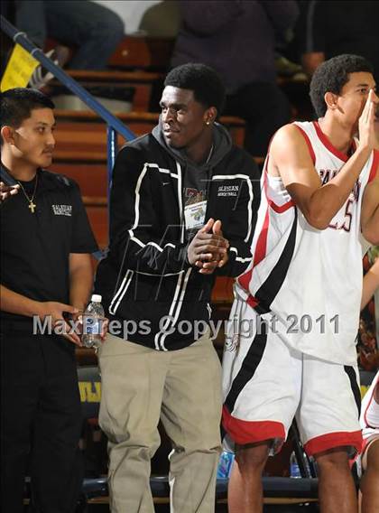 Thumbnail 2 in Dublin vs. Salesian (G.I.B.T.) photogallery.