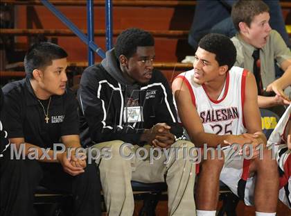 Thumbnail 2 in Dublin vs. Salesian (G.I.B.T.) photogallery.