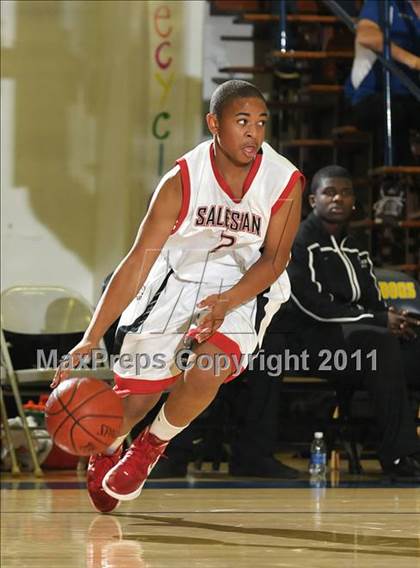 Thumbnail 3 in Dublin vs. Salesian (G.I.B.T.) photogallery.