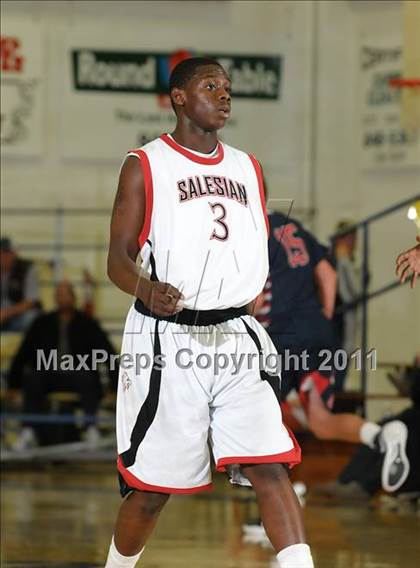 Thumbnail 1 in Dublin vs. Salesian (G.I.B.T.) photogallery.