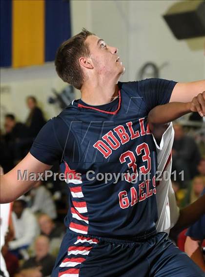 Thumbnail 1 in Dublin vs. Salesian (G.I.B.T.) photogallery.