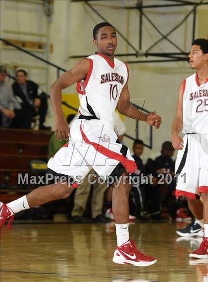 Thumbnail 2 in Dublin vs. Salesian (G.I.B.T.) photogallery.