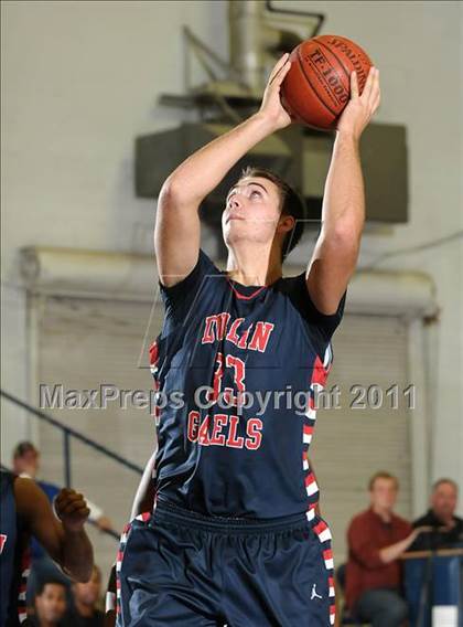 Thumbnail 2 in Dublin vs. Salesian (G.I.B.T.) photogallery.