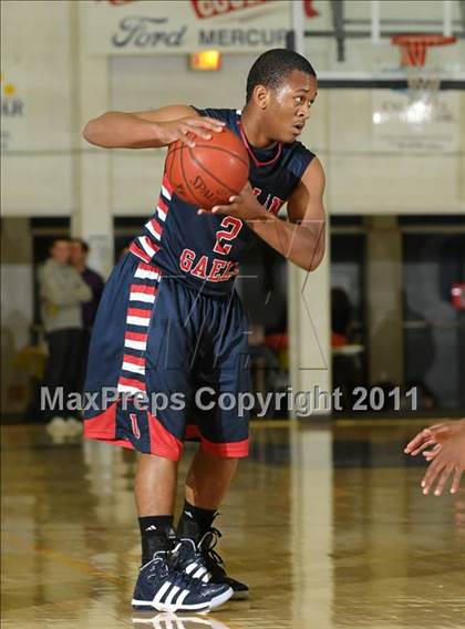 Thumbnail 1 in Dublin vs. Salesian (G.I.B.T.) photogallery.