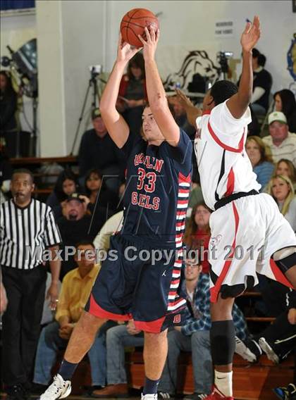 Thumbnail 1 in Dublin vs. Salesian (G.I.B.T.) photogallery.