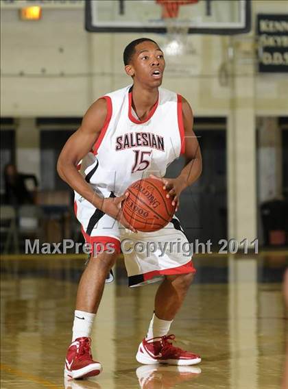 Thumbnail 3 in Dublin vs. Salesian (G.I.B.T.) photogallery.