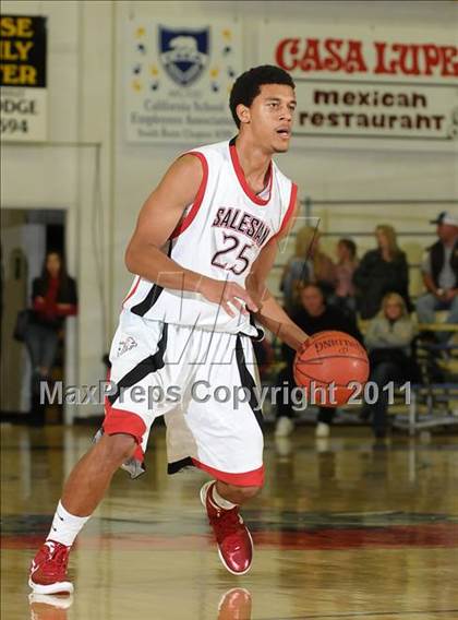 Thumbnail 3 in Dublin vs. Salesian (G.I.B.T.) photogallery.