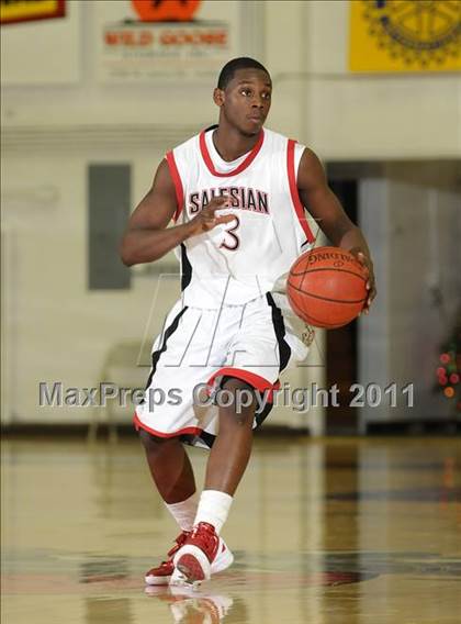 Thumbnail 3 in Dublin vs. Salesian (G.I.B.T.) photogallery.