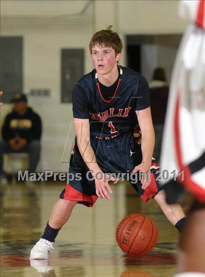 Thumbnail 3 in Dublin vs. Salesian (G.I.B.T.) photogallery.