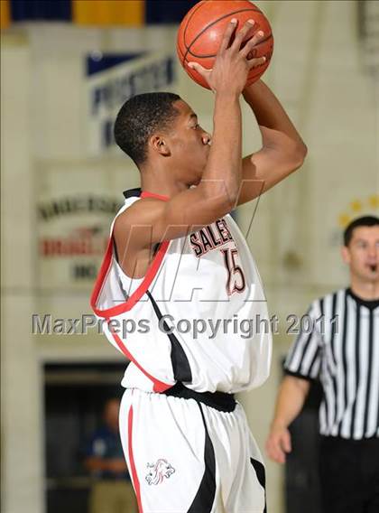 Thumbnail 2 in Dublin vs. Salesian (G.I.B.T.) photogallery.