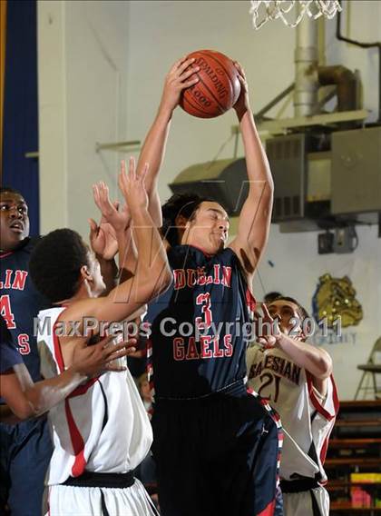 Thumbnail 1 in Dublin vs. Salesian (G.I.B.T.) photogallery.