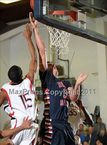 Thumbnail 3 in Dublin vs. Salesian (G.I.B.T.) photogallery.
