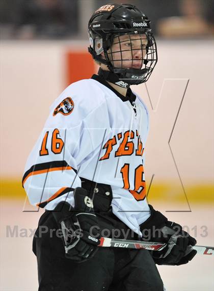 Thumbnail 2 in White Plains vs. Archbishop Stepinac (Tiger Tournament) photogallery.
